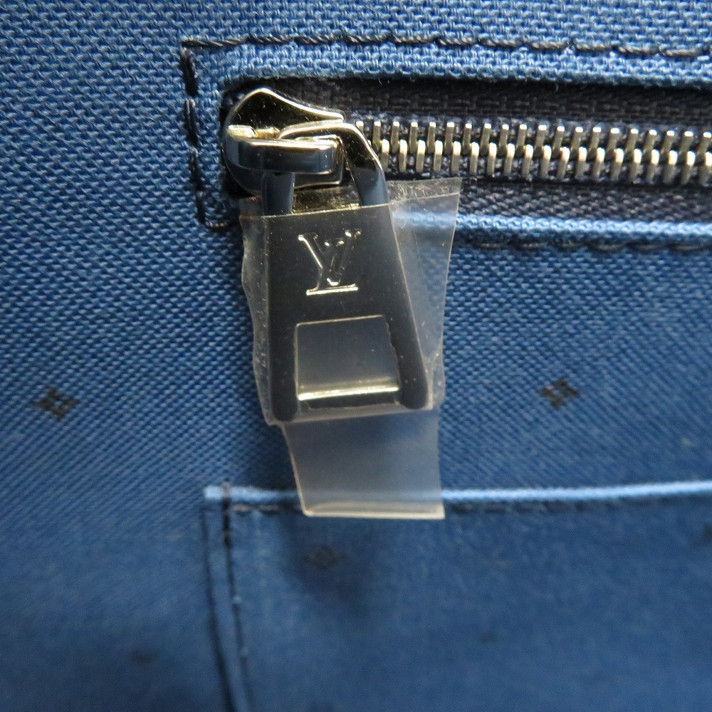 LOUIS VUITTON OnTheGo Handbag Tote Bag Blue Escale Spring Summer - Picture 10 of 11